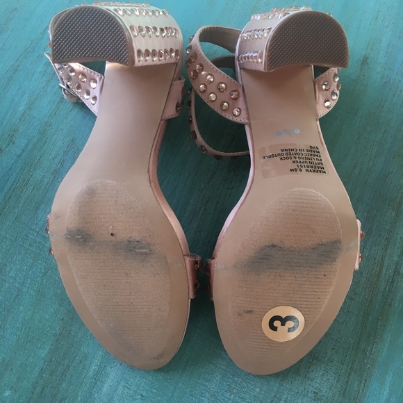 💎NWOB STEVE MADDEN MAERYN BLUSH HEELS SIZE 8.5💎 - Picture 6 of 6